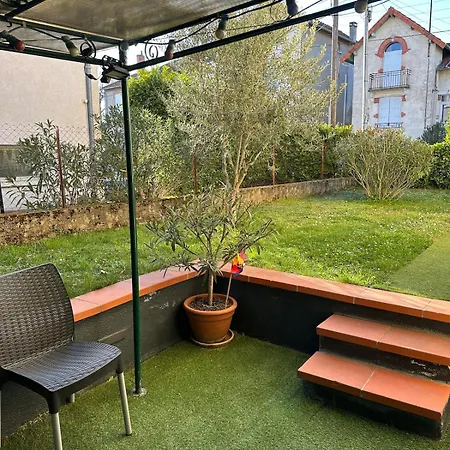 La Petite Garenne - T2 Climatise Et Jardin Prive Appartement