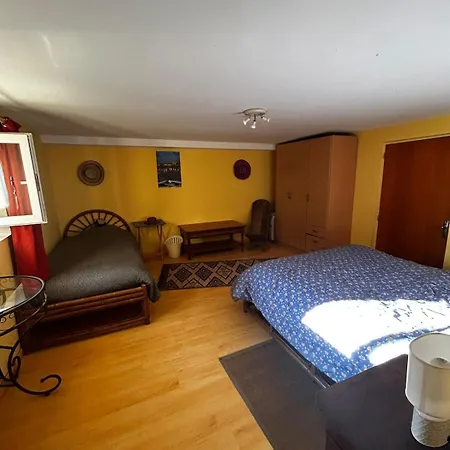 Apartmán La Petite Garenne - T2 Climatise Et Jardin Prive
