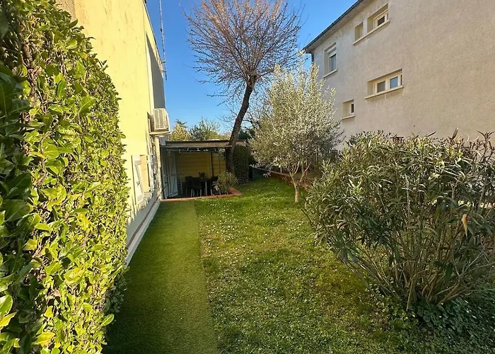 La Petite Garenne - T2 Climatise Et Jardin Prive Albi